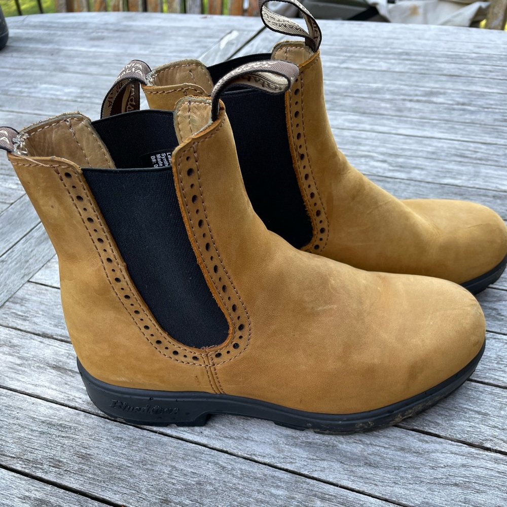 Blundstone Tan Chelsea Boot Size 7.5